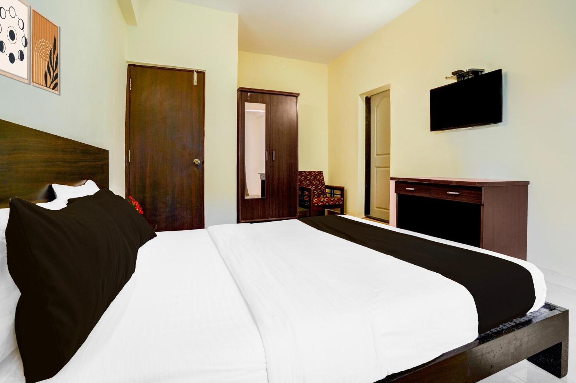 Super Collection O Panjim Near Miramar Beach Taleigao Exterior photo